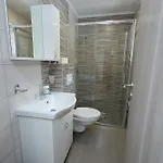 Strahinja Lux *